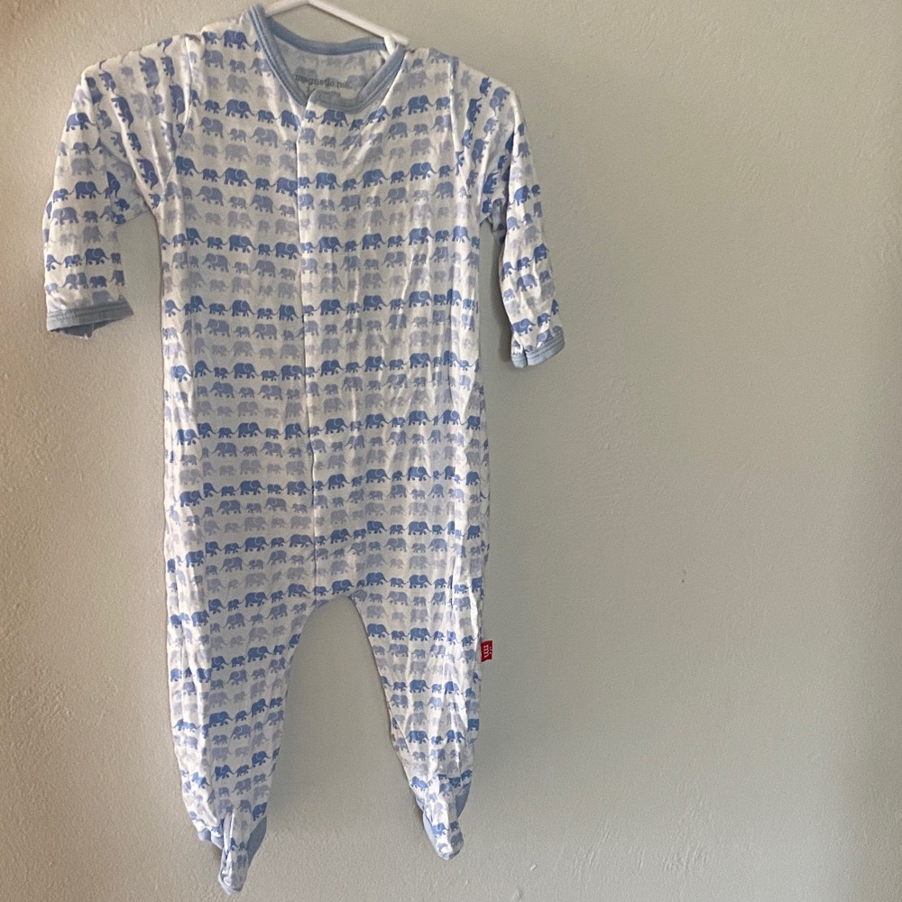 Magnetic Me Blue Elephant Pattern Footie